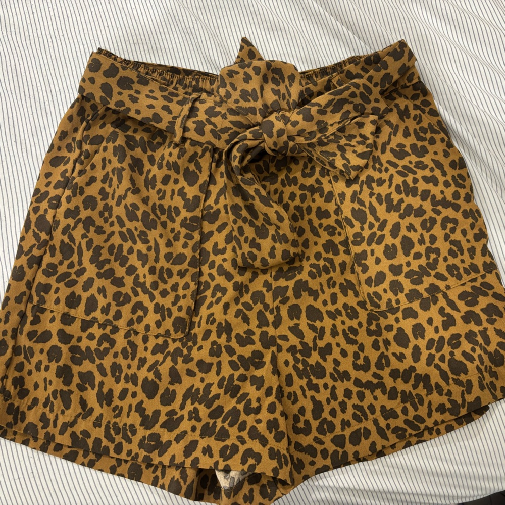 a new day High Waist Shorts Brown and Black